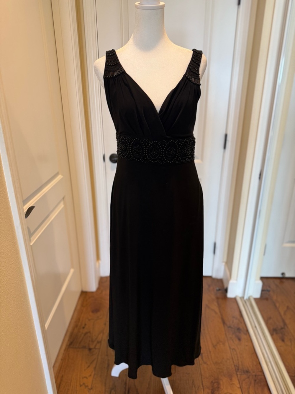 Adrianna Papell Black Beaded Waist V-Neck Midi Dress